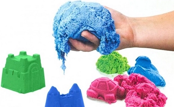 Подкрепя креативността и моториката