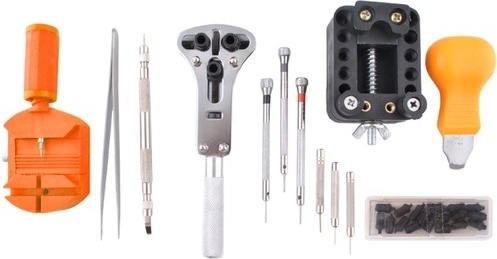 Съдържа 13 различни инструмента