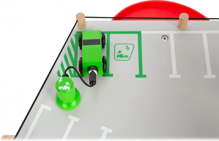 Сервизна зона: помпа, зарядно и крик