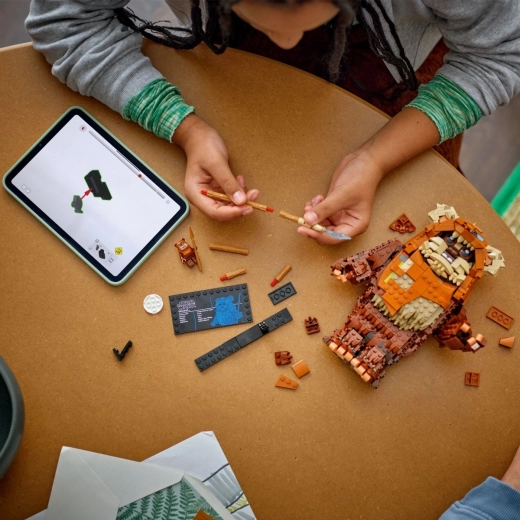 Умно строене с приложението LEGO Builder
