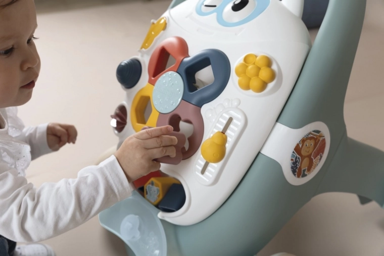 Отделяща се интерактивна табла