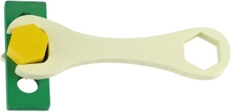 Учене чрез игра: завинтване и стягане