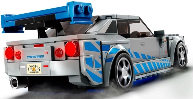 Автентични детайли на легендата R34