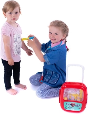 Encourages imagination and social skills