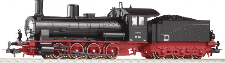 Автентичен парен локомотив BR 55 с фини детайли