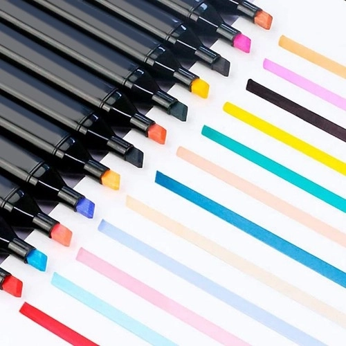 40 vibrant colors and precise strokes