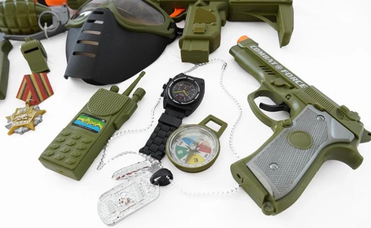 Пистолет с ефекти на батерии