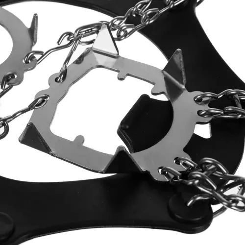 Уверена стъпка благодарение на 12 неръждаеми шипа