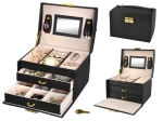 Satin jewelry case BEAUTYLUSHH